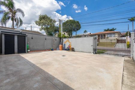 39_photo/94dce5fd3d.a3d617179be025f5-ATLAS-76c55a42-0427-4b3d-913c-7a26694a0c46.jpg de casa à venda com 3 quartos, 240m² em Tingui, Curitiba