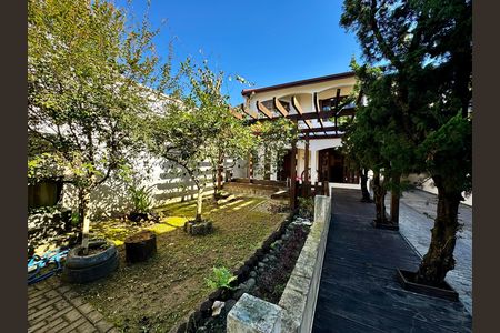 2_photo/94dce5fe99.7c2ae8445402a222-ATLAS-4daab233-29f8-41d9-bcb0-442b8d8cd9ee.jpg de casa à venda com 4 quartos, 306m² em Bairro Alto, Curitiba