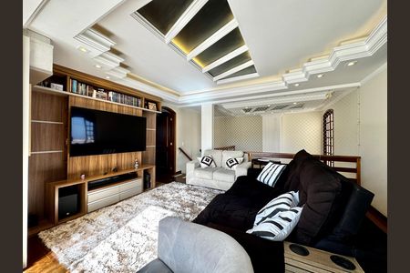 5_photo/94dce5fe99.7c2ae8445402a222-ATLAS-75edd030-200b-4efb-b8a4-0dee0249e0dd.jpg de casa à venda com 4 quartos, 306m² em Bairro Alto, Curitiba