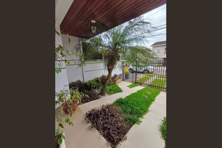 3_photo/94dce60509.78ea92cc55484ae4-ATLAS-fb4084b0-acc0-4b9e-bce4-c998095e8a1f.jpg de casa à venda com 3 quartos, 317m² em Atuba, Curitiba