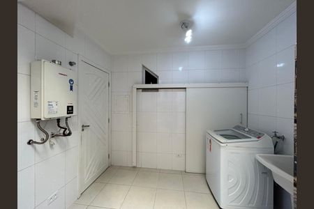 2_photo/94dce6055f.badfd497b63a3b5d-ATLAS-0b5d8e72-2662-4cef-8924-0660ab0874fe.jpg de casa à venda com 3 quartos, 190m² em Atuba, Curitiba