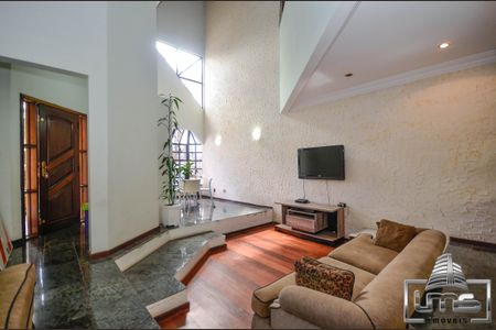 2_photo/94dce60571.7980aed8fa71c73b-ATLAS-1e00a439-2bf4-443e-aa3e-ee240a42f73a.jpg de casa à venda com 5 quartos, 370m² em Atuba, Curitiba