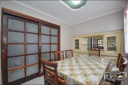 9_photo/94dce60571.7980aed8fa71c73b-ATLAS-6e8b34fc-40b0-455e-aaa9-fde213dcb3db.jpg de casa à venda com 5 quartos, 370m² em Atuba, Curitiba