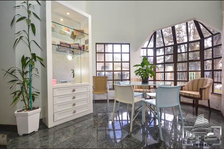4_photo/94dce60571.7980aed8fa71c73b-ATLAS-dc9aaef6-6b73-40b7-9422-b0131529ffc3.jpg de casa à venda com 5 quartos, 370m² em Atuba, Curitiba