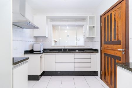 8_photo/94dce607c5.cbac4b0532efd0a4-ATLAS-6e4dcff4-abac-4e5b-96ae-94db3f1eeda4.jpg de casa à venda com 3 quartos, 121m² em Tingui, Curitiba