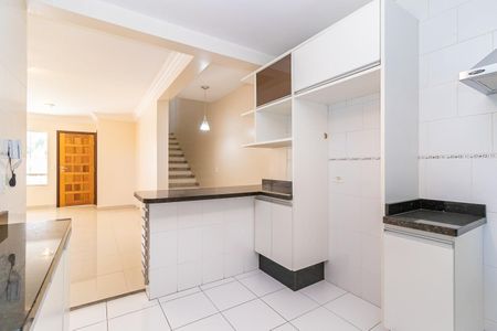 6_photo/94dce607c5.cbac4b0532efd0a4-ATLAS-b40b339e-4d7f-411a-bb33-a986a51157ca.jpg de casa à venda com 3 quartos, 121m² em Tingui, Curitiba