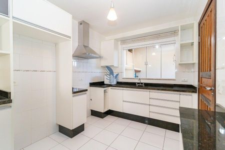 7_photo/94dce607eb.2589b1fd00b31c34-ATLAS-6c8d5730-8200-4cd7-9129-a511b2ecc860.jpg de casa à venda com 3 quartos, 126m² em Tingui, Curitiba