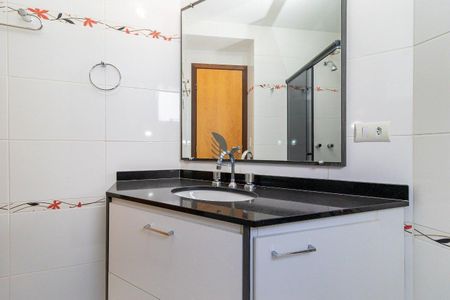 38_photo/94dce607eb.2589b1fd00b31c34-ATLAS-dde4f343-1dad-4aae-af63-6b308564268d.jpg de casa à venda com 3 quartos, 126m² em Tingui, Curitiba