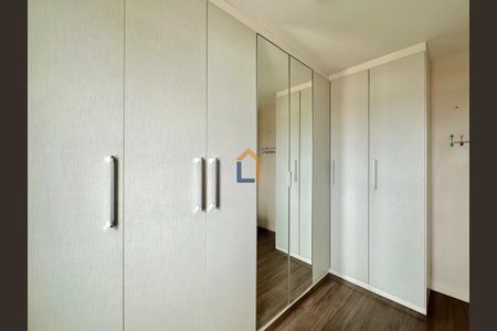 5_photo/94dce607f7.bc45bf12881b53ae-ATLAS-18969167-b407-46cf-90da-48b4e729b962.jpg de apartamento à venda com 2 quartos, 54m² em Tingui, Curitiba