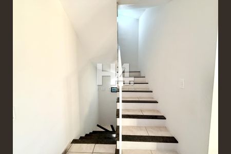 11_photo/94dce607f9.8f3f2a47dd94676f-ATLAS-e249711e-e57e-48ba-b3c5-1ec36ef16a05.jpg de casa à venda com 3 quartos, 190m² em Tingui, Curitiba