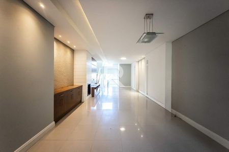 5_photo/94dce60885.935c805baf9a7d1f-ATLAS-cdfbbc90-86ae-44ae-8a40-505bfe6849b3.jpg de casa para alugar com 3 quartos, 236m² em Tingui, Curitiba