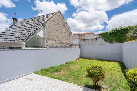 3_photo/94dce608df.539c4e51209a920a-ATLAS-0fdc3a77-8e5e-4577-8d55-421cfa48ebfd.jpg de casa à venda com 3 quartos, 226m² em Tingui, Curitiba