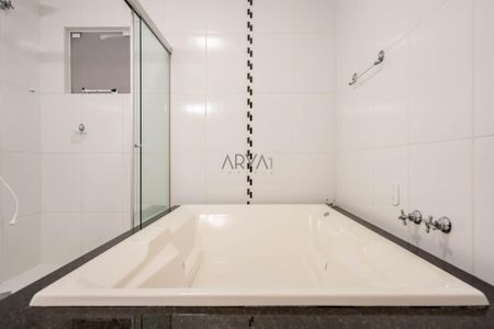 28_photo/94dce608df.539c4e51209a920a-ATLAS-d664950d-e51a-44d2-afcb-b17580014afd.jpg de casa à venda com 3 quartos, 226m² em Tingui, Curitiba