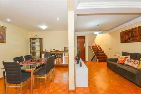 7_photo/94dce60933.93b8fa184532727f-ATLAS-b51573d0-e9be-4b00-ae56-44f80eeddb70.jpg de casa à venda com 3 quartos, 159m² em Tingui, Curitiba