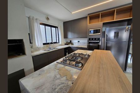 6_photo/94dce60961.8b238b2f56f58e8d-ATLAS-84ce98c1-82e4-4d7f-bd88-9d1d5f146519.jpg de casa à venda com 3 quartos, 146m² em Tingui, Curitiba