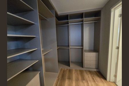 26_photo/94dce60961.8b238b2f56f58e8d-ATLAS-8f93605d-8d5d-4740-9629-aaf12ea2f1d2.jpg de casa à venda com 3 quartos, 146m² em Tingui, Curitiba