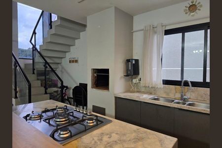 45_photo/94dce60961.8b238b2f56f58e8d-ATLAS-d898b51d-be21-4961-addc-2731ab32d488.jpg de casa à venda com 3 quartos, 146m² em Tingui, Curitiba