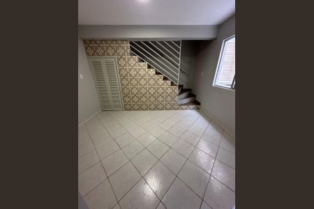 10_photo/94dce6096b.6b2453e70642c87c-ATLAS-1e7582ba-95c6-4e2c-821e-ff2e3b2c37e1.jpg de casa à venda com 4 quartos, 159m² em Tingui, Curitiba