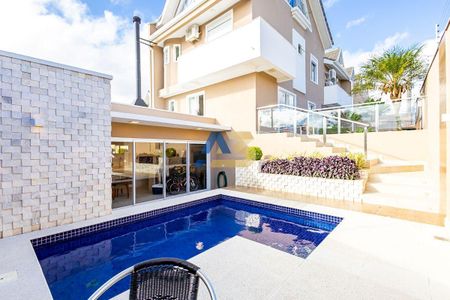 2_photo/94dce60a2d.1aa5b8f538f3adaf-ATLAS-047cb867-1f88-4f4a-9af1-c741742d3acd.jpg de casa à venda com 3 quartos, 220m² em Tingui, Curitiba