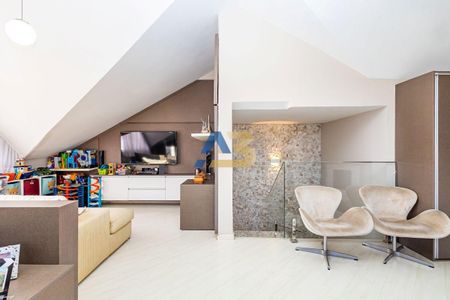 11_photo/94dce60a2d.1aa5b8f538f3adaf-ATLAS-2f925720-8c9f-4a29-9785-7e8f138a9154.jpg de casa à venda com 3 quartos, 220m² em Tingui, Curitiba