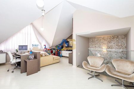 34_photo/94dce60a2d.1aa5b8f538f3adaf-ATLAS-aada0621-ae4e-42b6-bddc-f72ea545809e.jpg de casa à venda com 3 quartos, 220m² em Tingui, Curitiba