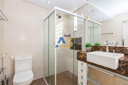 31_photo/94dce60a2d.1aa5b8f538f3adaf-ATLAS-afeb15ca-64c7-43fc-9f51-5e630b502e30.jpg de casa à venda com 3 quartos, 220m² em Tingui, Curitiba