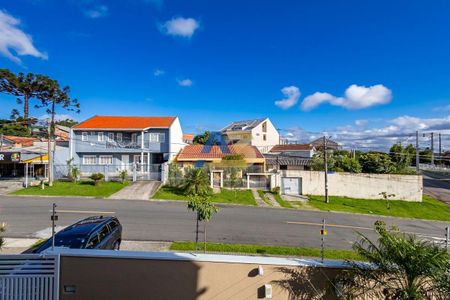 20_photo/94dce60a2d.1aa5b8f538f3adaf-ATLAS-b17fe2f2-9ea8-48be-907d-745d57330768.jpg de casa à venda com 3 quartos, 220m² em Tingui, Curitiba