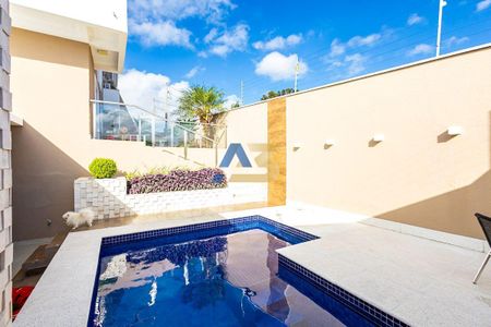 42_photo/94dce60a2d.1aa5b8f538f3adaf-ATLAS-eaf9f5b6-90a4-4b45-ac28-c9b95e77bdb8.jpg de casa à venda com 3 quartos, 220m² em Tingui, Curitiba