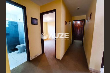 9_photo/94dce60a65.86fa7c56df5ec564-ATLAS-d6da4f71-1308-41b1-80d7-b3a2b770bd01.jpg de casa à venda com 4 quartos, 140m² em Tingui, Curitiba