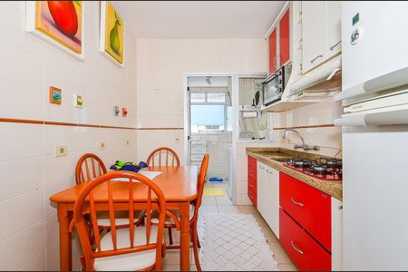 12_photo/94dce60b61.2a9a16e412b85d0b-ATLAS-dd9fb7db-bf9b-4d43-b23c-73cfd4c25928.jpg de apartamento à venda com 3 quartos, 88m² em Bacacheri, Curitiba