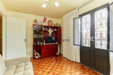 34_photo/94dce60bcf.859d3ea7f11d789b-ATLAS-9f0da80b-a0c8-4763-91bd-e9544a608dae.jpg de casa à venda com 4 quartos, 230m² em Tingui, Curitiba