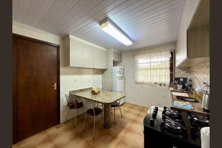 16_photo/94dce60c09.b8c4f165c1f119ea-ATLAS-c915865e-7f39-4727-91e7-342d8bc5ce57.jpg de casa à venda com 3 quartos, 102m² em Tingui, Curitiba
