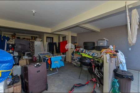 4_photo/94dce60c0f.e359ac866acf85ca-ATLAS-e873b0fb-38da-431f-88a9-ab88dce272a0.jpg de casa à venda com 3 quartos, 230m² em Tingui, Curitiba