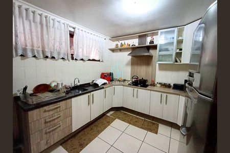 15_photo/94dce60c29.358915be0f21f955-ATLAS-bb687cfe-426f-4477-bcf9-9eada757d4c0.jpg de casa à venda com 4 quartos, 127m² em Tingui, Curitiba