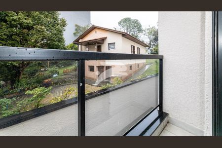 1_photo/94dce60c51.f3c5a4764eade31b-ATLAS-ef52440a-da66-4bb1-937c-c853a57795f5.jpg de casa à venda com 3 quartos, 133m² em Tingui, Curitiba