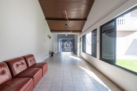 4_photo/94dce60c75.e6f02a1e96aef2b1-ATLAS-29a23b0e-ee57-43ac-95cc-516a34b87509.jpg de casa à venda com 3 quartos, 284m² em Tingui, Curitiba