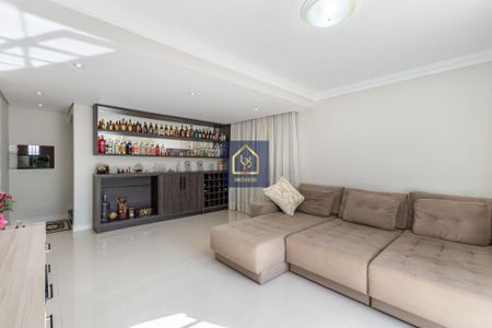 7_photo/94dce60c75.e6f02a1e96aef2b1-ATLAS-f2c54843-1f67-4348-b6ef-c2f05e004675.jpg de casa à venda com 3 quartos, 284m² em Tingui, Curitiba