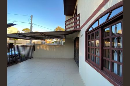 4_photo/94dce60d01.3c20d05746a6d1b7-ATLAS-8c99cbf5-16f0-4883-ba4f-4bf91c867ed4.jpg de casa à venda com 3 quartos, 206m² em Tingui, Curitiba