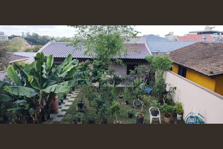 37_photo/94dce60deb.d7a91d1757fec3a4-ATLAS-6976f2f3-811a-42c9-9c4b-7a27ed428e1a.jpg de casa à venda com 5 quartos, 403m² em Tingui, Curitiba