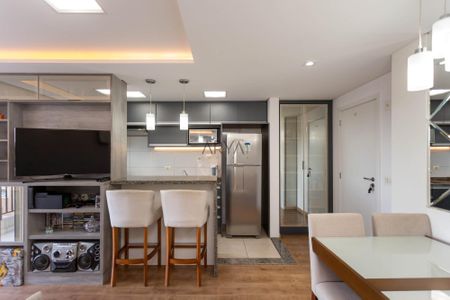 6_photo/94dce60e09.364bf6b5aee9dc30-ATLAS-6e294d3a-df3e-43c5-a95f-7b3ab7d71967.jpg de apartamento à venda com 2 quartos, 56m² em Tingui, Curitiba