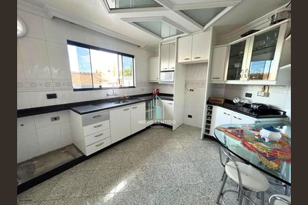 12_photo/94dce60e27.5a85c5bdfef41cf9-ATLAS-3fb2a15d-dcd8-4351-a6ef-9b74c3862065.jpg de casa à venda com 4 quartos, 187m² em Atuba, Curitiba