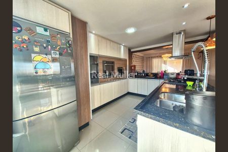 14_photo/94dce60ec5.0e107fd342f3b3fb-ATLAS-e24655ee-0bde-41f0-92ff-79ab77f0e90d.jpg de apartamento à venda com 3 quartos, 233m² em Tingui, Curitiba