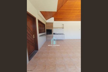 1_photo/94dce6103b.82dfd85ef928e01e-ATLAS-09da1c85-fb97-40e5-930c-3020c754811f.jpg de casa à venda com 3 quartos, m² em Atuba, Curitiba