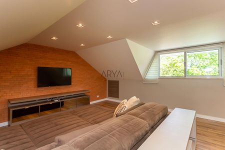 10_photo/94dce610b1.edd70d48d2b833bd-ATLAS-ae7f29c3-0fb7-40d2-8e5a-1ab19b6d9d3f.jpg de casa à venda com 3 quartos, 196m² em Atuba, Curitiba