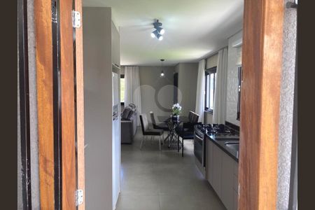 14_photo/94dce611d1.6b2453e70642c87c-ATLAS-93fc4c9f-2cbb-4976-9043-23a246e919da.jpg de casa à venda com 3 quartos, 130m² em Atuba, Curitiba