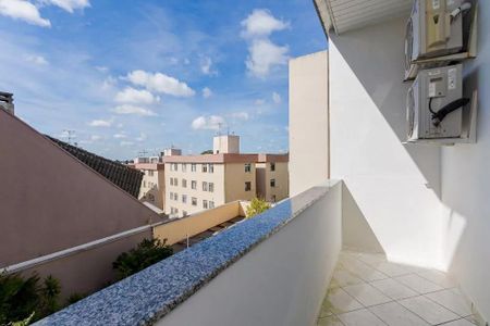 4_photo/94dce61299.dcaaaf9a7a00eb3d-ATLAS-05f63e65-c5ce-42a1-b07e-d29a32e65409.jpg de casa para alugar com 3 quartos, 270m² em Tingui, Curitiba