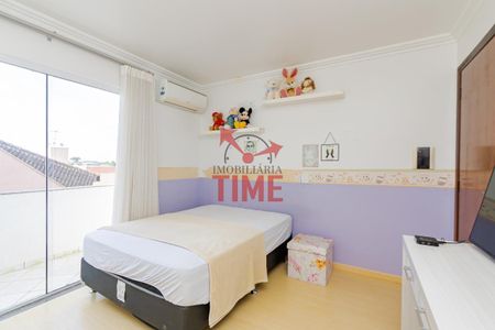 15_photo/94dce61299.dcaaaf9a7a00eb3d-ATLAS-1cce9be1-512f-4b11-bae0-8b24e90bf317.jpg de casa à venda com 3 quartos, 240m² em Tingui, Curitiba