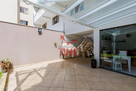 49_photo/94dce61299.dcaaaf9a7a00eb3d-ATLAS-8687a4bf-e673-49f1-af9e-6df7baa9f89e.jpg de casa à venda com 3 quartos, 240m² em Tingui, Curitiba