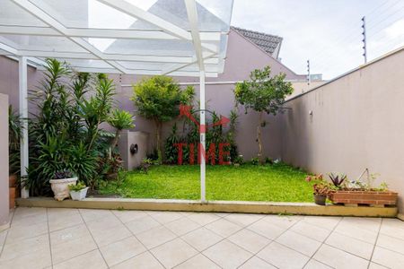 45_photo/94dce61299.dcaaaf9a7a00eb3d-ATLAS-8e0c2c5e-2b95-490e-9066-0517cfcda554.jpg de casa à venda com 3 quartos, 240m² em Tingui, Curitiba