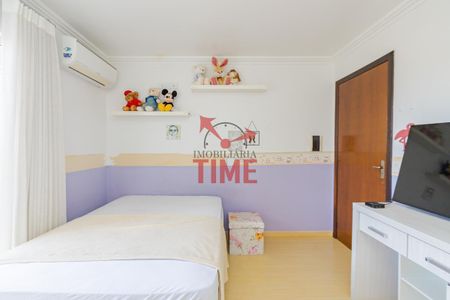 16_photo/94dce61299.dcaaaf9a7a00eb3d-ATLAS-9812c8de-a07f-479f-a58c-b93e4d661df9.jpg de casa à venda com 3 quartos, 240m² em Tingui, Curitiba